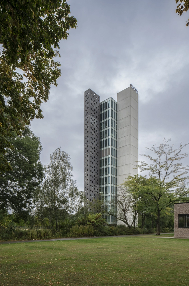 Tower Kitchen en Brussels, Belgium | Xavieer de Geyter,  architect